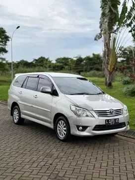 G.INNOVA 2.5V DIESEL AT 2012