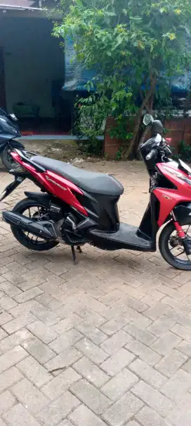 Di jual cepat Vario 125 tahun 2014