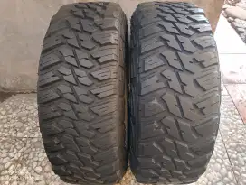 Ban bekas Mud Hog Kanati 265/70/17