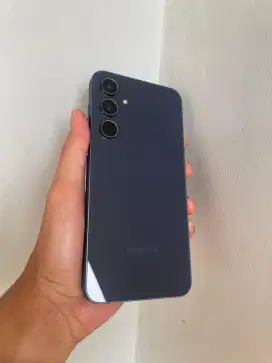 Samsung galaxy a55 128gb like new