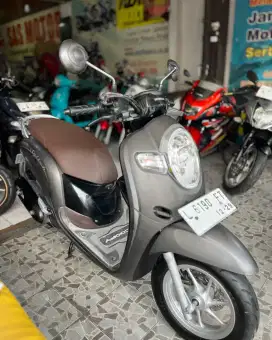 SCOOPY STYLISH 2019 SAS JL BARATA JAYA 19 NO 5