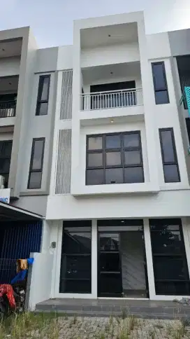 Ruko rapih 3,5lantai siap pakai di Tebet ,Jakarta selatan