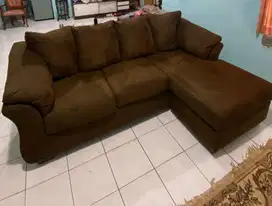Dijual Sofa Informa empuk like new warna cakep