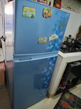 Kulkas Sharp 2 Pintu