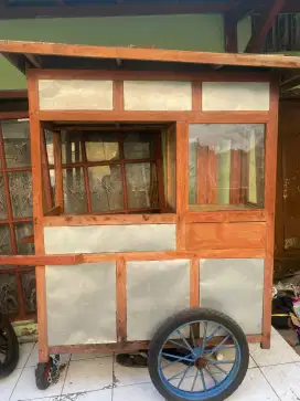 Gerobak jualan bakso/soto/miekocok