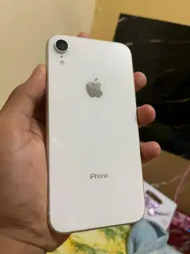 Iphone XR 128 white inter