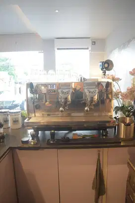Mesin kopi victoria arduino white eagle hx