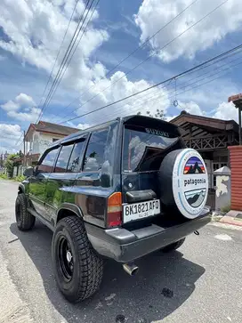 Escudo JLX 1996 Vitara Sidekick Nomade