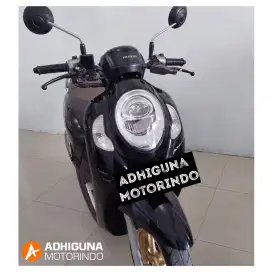 SCOOPY PRESTIGE 2021