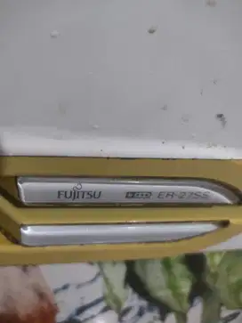 jual kulkas second 3pintu merk Fujitsu jepang