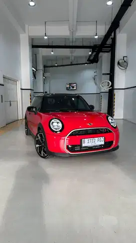 MINI Cooper S 3 Door. All New MINI Cooper S 3 door terbaru low KM