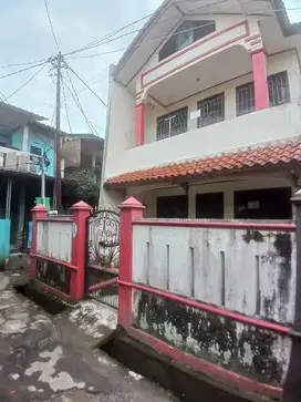 Dijual Rumah 2 lt kontrakan di Tanah Baru kota Bogor