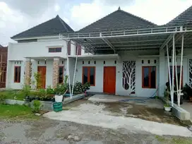 Rumah Bagus Siap Huni Full Furnish Solo Baru
