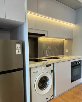 Apartemen Furnish Mewah di Permata Hijau Suites Jakarta, 95 Juta/Tahun