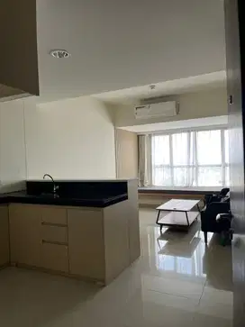 Sewa Apartemen 2BR 94 m², Orange County Lippo Cikarang, 125 Juta/Thn!