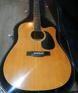Gitar Akustik Ori Cut-Way Sudah Tanam Baja Kokoh dan Setting Empuk