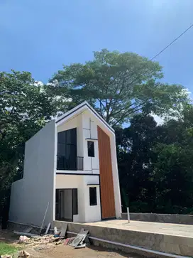 Dijual Rumah 2 lantai Tersisa 3 unit penghabisan