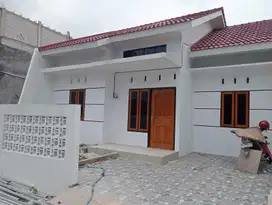 DiJual RUMAH SIAP HUNI di Plamongansari Pedurungan Semarang Timur