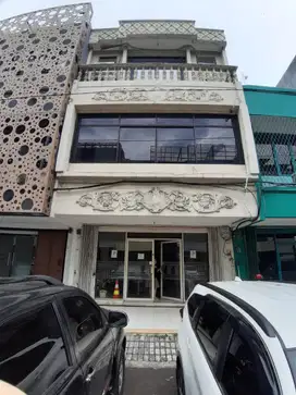 Ruko di Gading Kirana Kelapa Gading Jakarta Utara