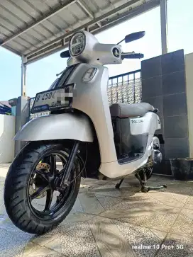 Dijual cepat Yamaha fazzio Lux 2024 a