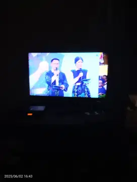 TELEVISI LG 24 INCHI LED