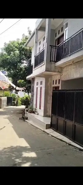 Rumah Baru 2 Lantai Minimalis Strategis Di Kukusan Beji Depok Murah