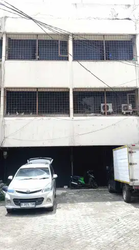 Ruko Gandeng 3,5 Lantai di Klender, Duren sawit, Jaktim