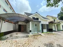 BU ! Rumah Murah di jl. Kaliurang Dekat kampus UII Jogja