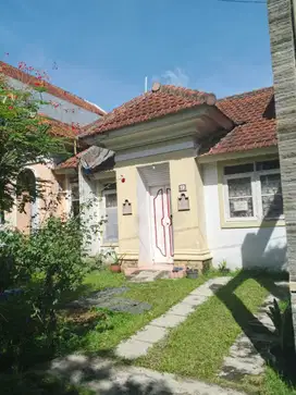DIJUAL RUMAH BAGUS SEJUK DEKET GUNUNG BESAKIH SENTUL SSR792 A39