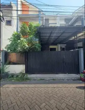 ‼️JUAL CEPAT‼️Rumah 2 Lantai Siap Huni di Jambangan Indah SBY.
