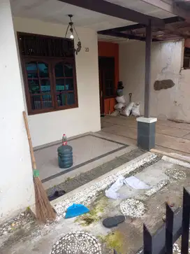 Rumah di Joglo Jakarta Barat