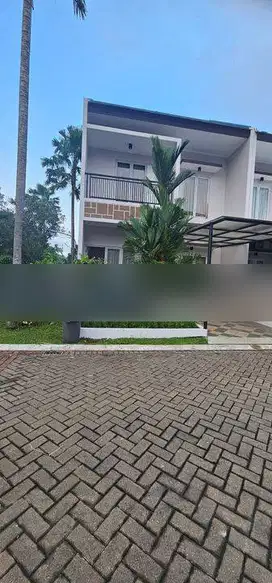 Rumah 2 Lantai Sudah Renovasi di ciater bsd city