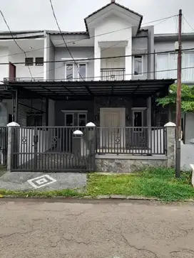Rumah Rapih 2 Lantai Siap Huni di Citra Gran Cibubur