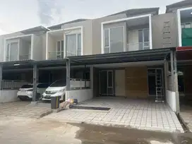 RUMAH BAGUS SIAP HUNI KOMPLEK CHERRY FIELD BUAH BATU BANDUNG