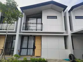 DIJUAL CEPAT Rumah Cendana Icon Lippo karawaci