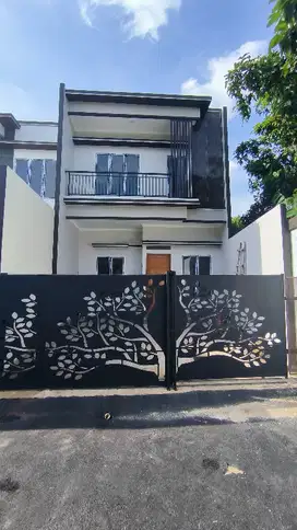 Dijual rumah baru di cluster Banjar wijaya. Tangerang