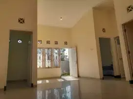 rumah strategis jl pulau pulau dekat pasar besar dan alun alun