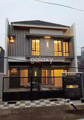 RUMAH BRAND NEW HOUSE WISMA PERMAI MINIMALIS KONTEMPORER DEKAT RUNGKUT