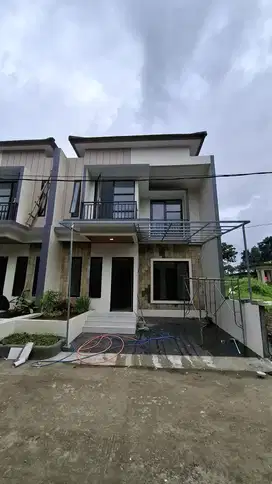 rumah 2 lantai unit readystok 5 menit ke stasiun bojonggede