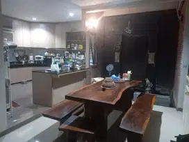 Dijual Rumah Cluster Venice Graha Raya, Lingkungan Asri