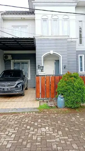 Dijual Cepat Rumah 2 Lantai di Harvest City