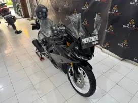 Adu cepet YAMAHA R15 V3 2019