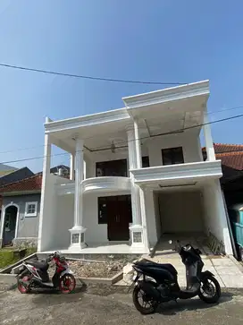 DIJUAL RUMAH DI CLUSTER UDAYANA, SENTUL CITY SSR497 A2