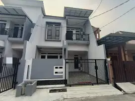 Dijual Rumah Bagus di Komplek Mekarsari Bekasi Timur dekat Summarecon