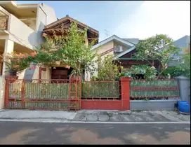 Rumah 2 Lantai Clasik Murah Luas di Komplek Cempaka Putih Jakarta Pus