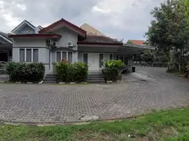 Rumah Hook di Duta Bukit Mas Jl. Karangrejo Raya Banyumanik