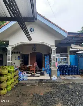 Rumah tipe 200/400 meter SHM masuk 2 mobil di jln Abdul Wahab
