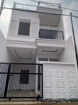 RUMAH ROOFTOP CLUSTER JAGAKARSA LOKASI DEKAT EXIT TOL KUKUSAN