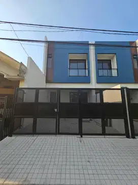 EMA340 Dijual Rumah Baru 2 LT Minimalis Murah SHM di Pondok Tjandra