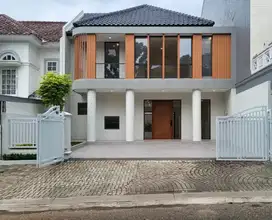 Rumah Siap Huni 2 Lantai di Legenda Wisata Cibubur